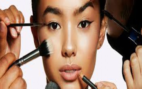 Chân mày bẩm sinh có xấu cũng thành đẹp chỉ nhờ bí quyết "chuẩn" dưới đây